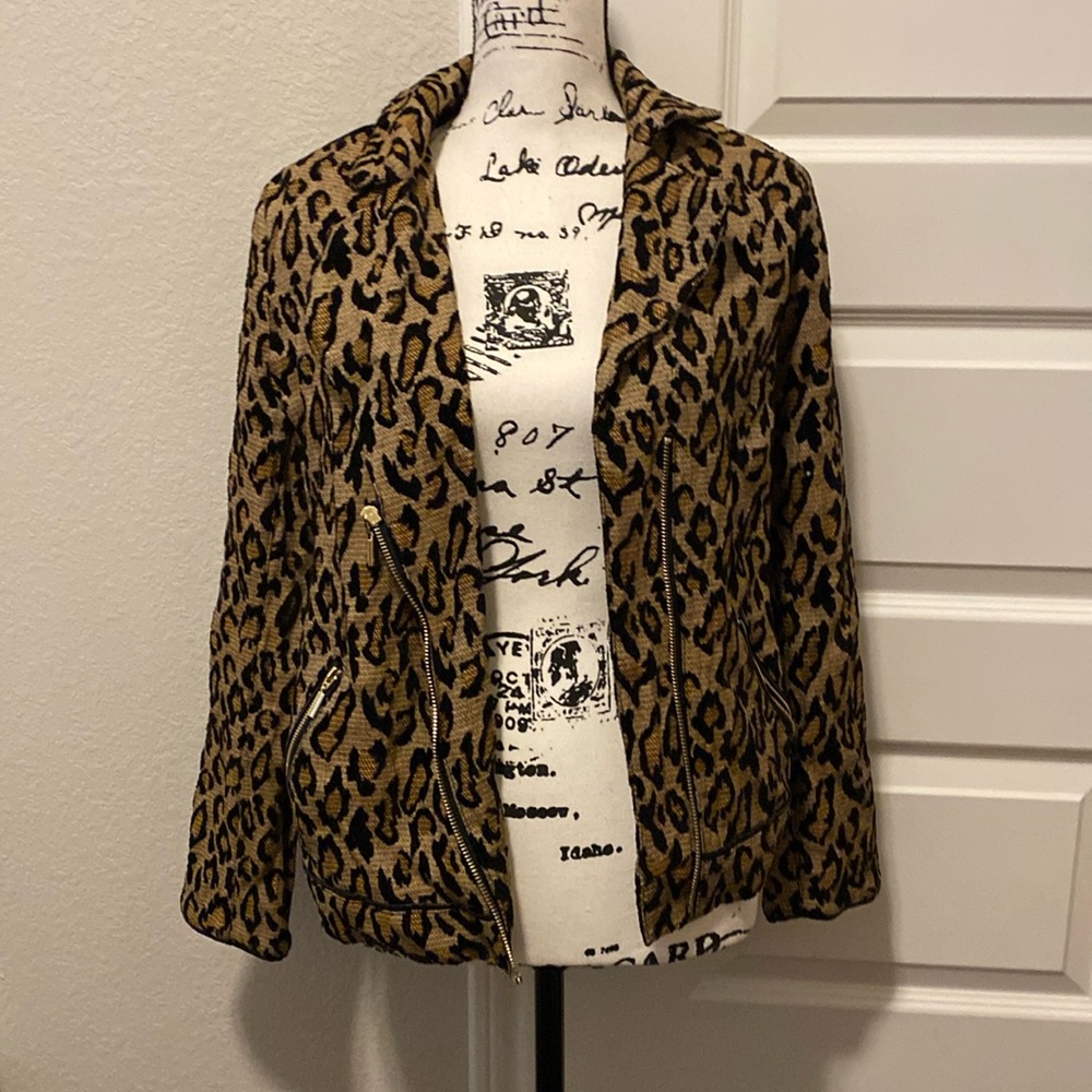 Chico’s size 0 leop print jacket
